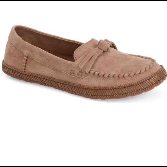 UGG Shoes - Ugg Amila Flats
